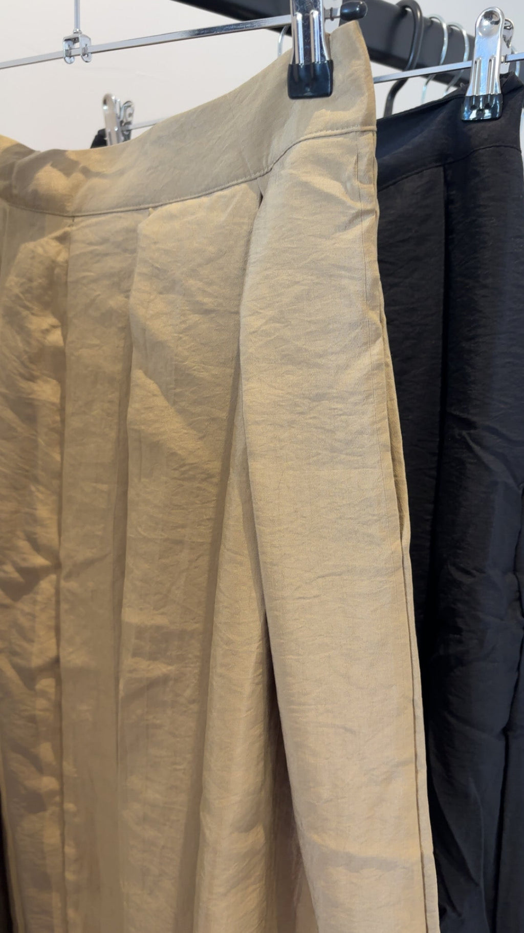 Jupe midi taille haute évasée