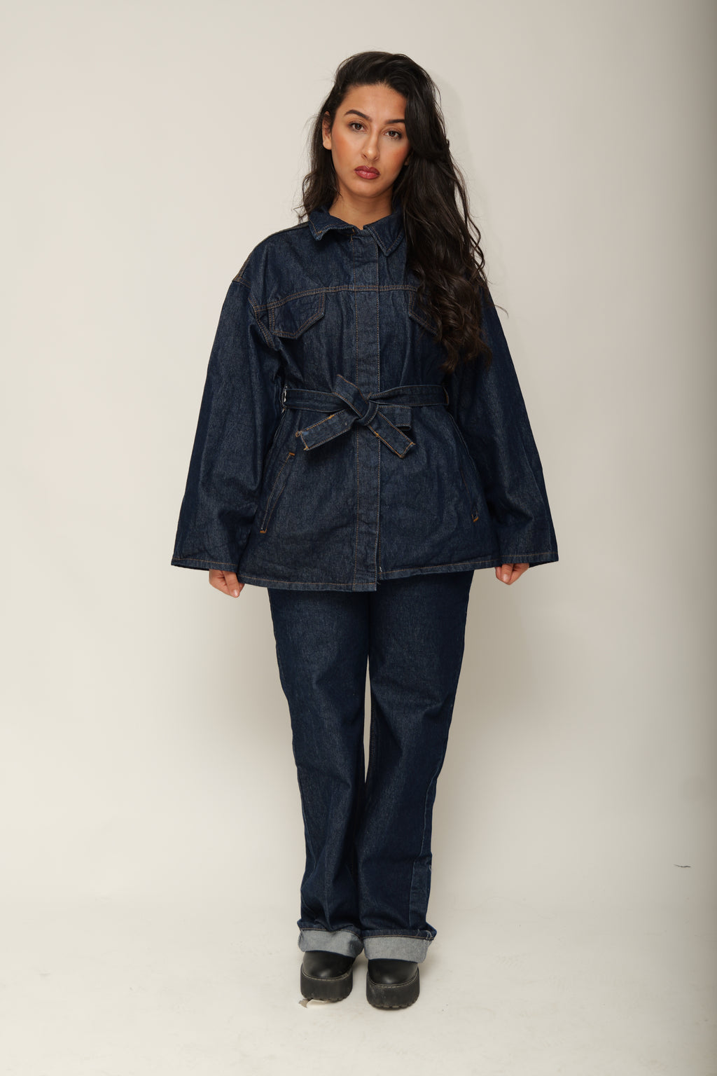 Ensemble en jean ceinturée