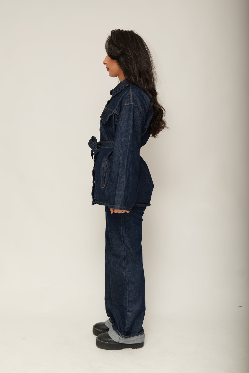 Ensemble en jean ceinturée